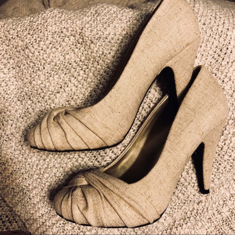 Rocket Dog Heels